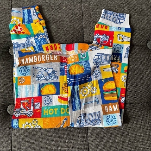 New Boys Truck Pajamas Set  6-9, 9-12, 12-18 months - Picture 5 of 8